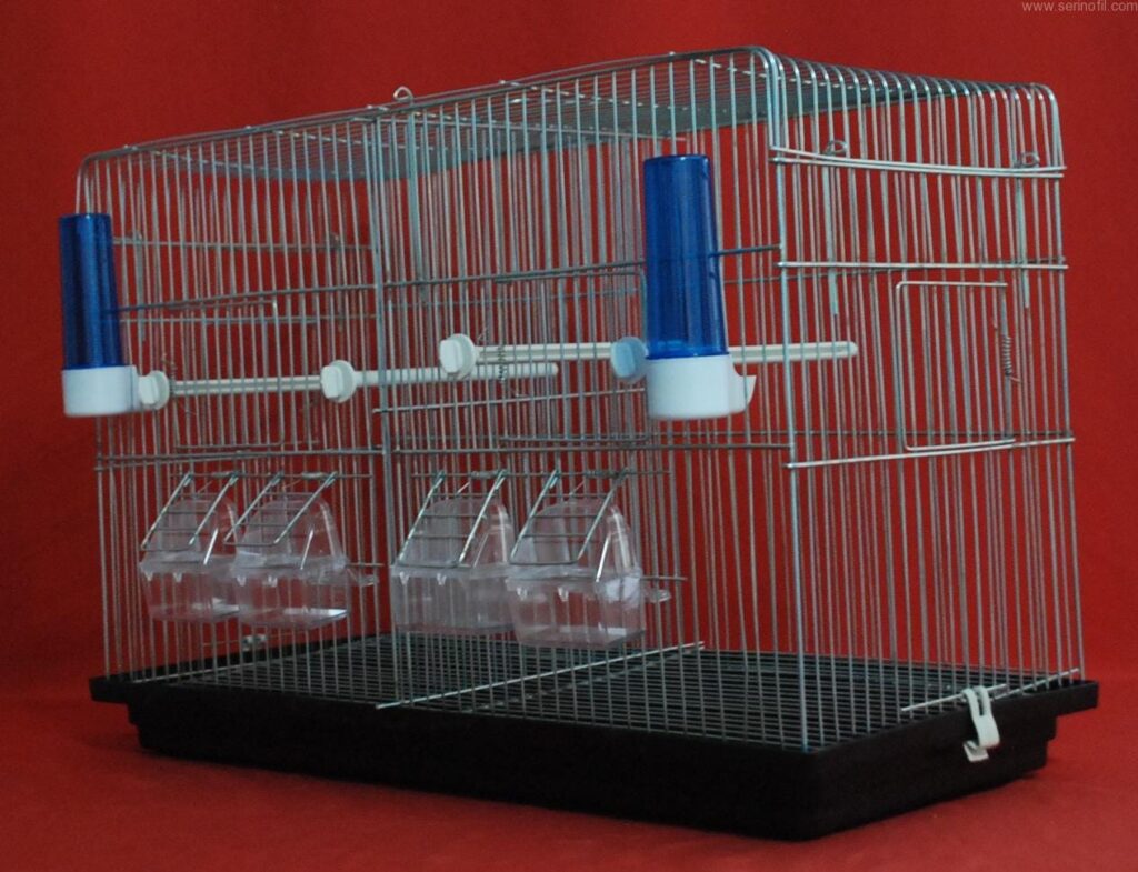 Kafes İçerisine Tünek Yerleştirilmesi